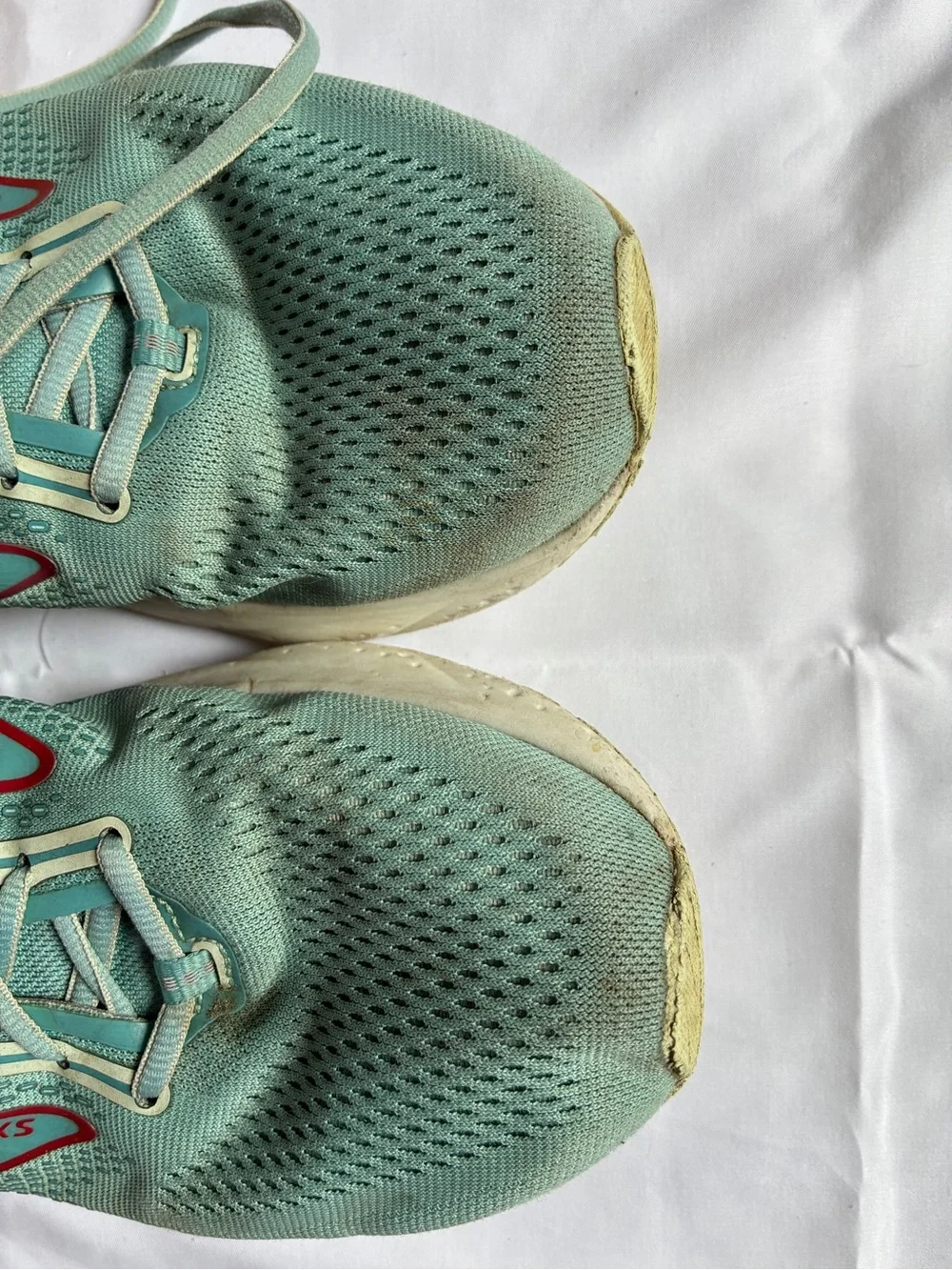 Brooks Ariel GTS 23 Women's running Shoes Teal - Sz 11